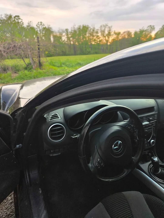 2003 Mazda RX-8 1st Gen - Image 2 of 5