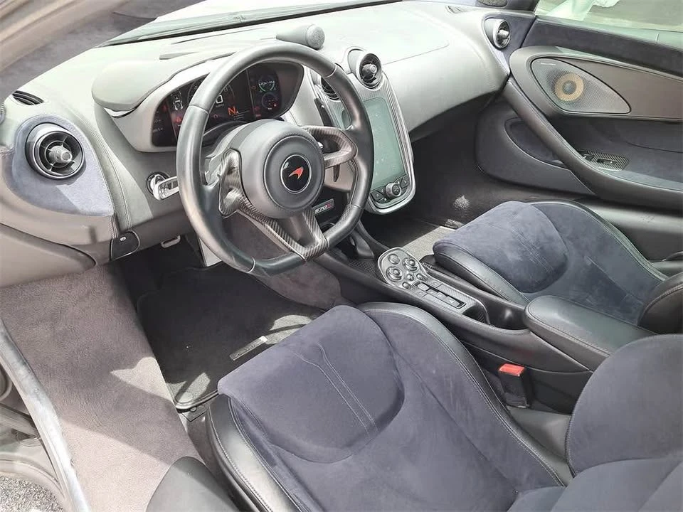 2017 McLaren 570S - Image 3 of 9