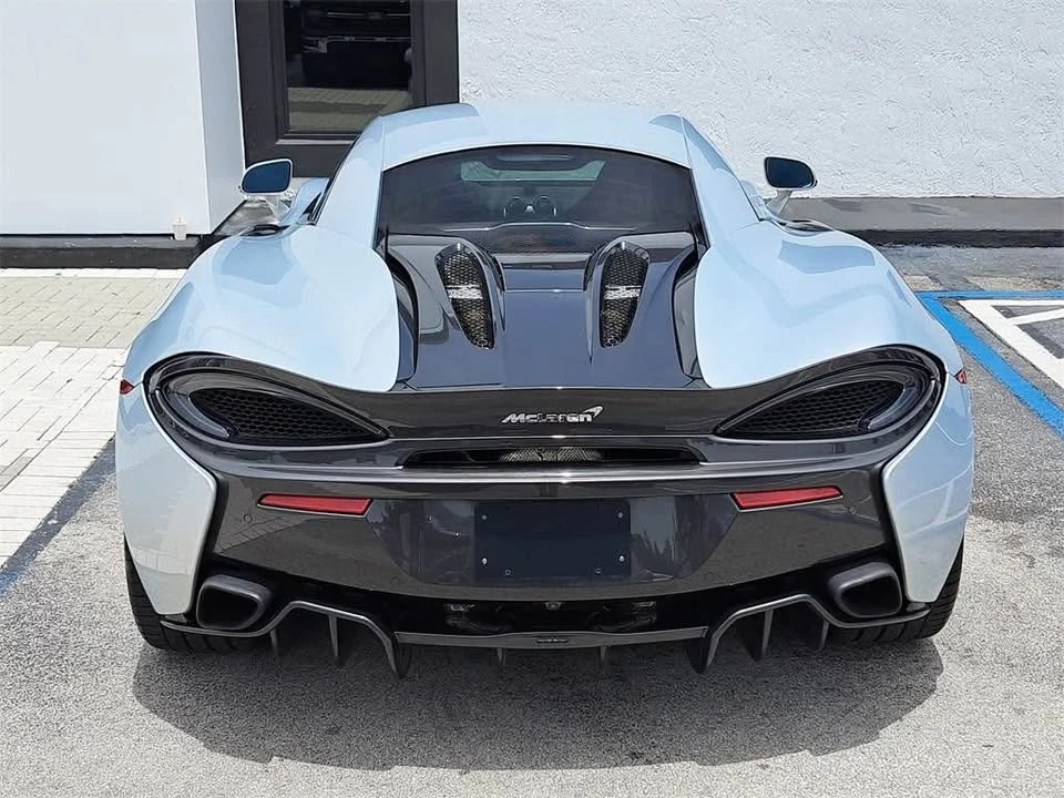 2017 McLaren 570S - Image 7 of 9