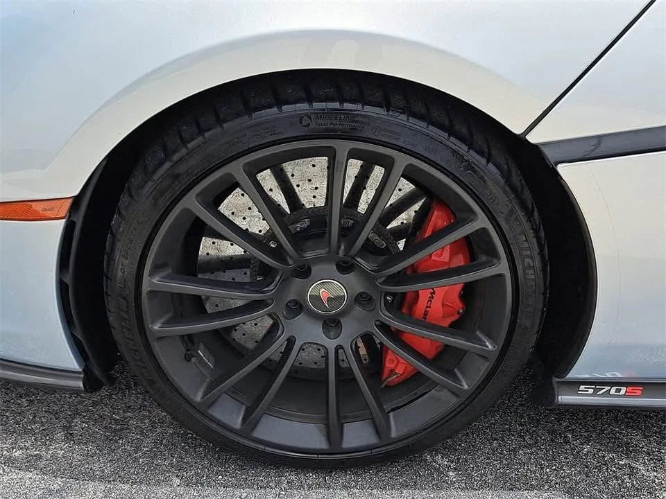 2017 McLaren 570S - Image 9 of 9