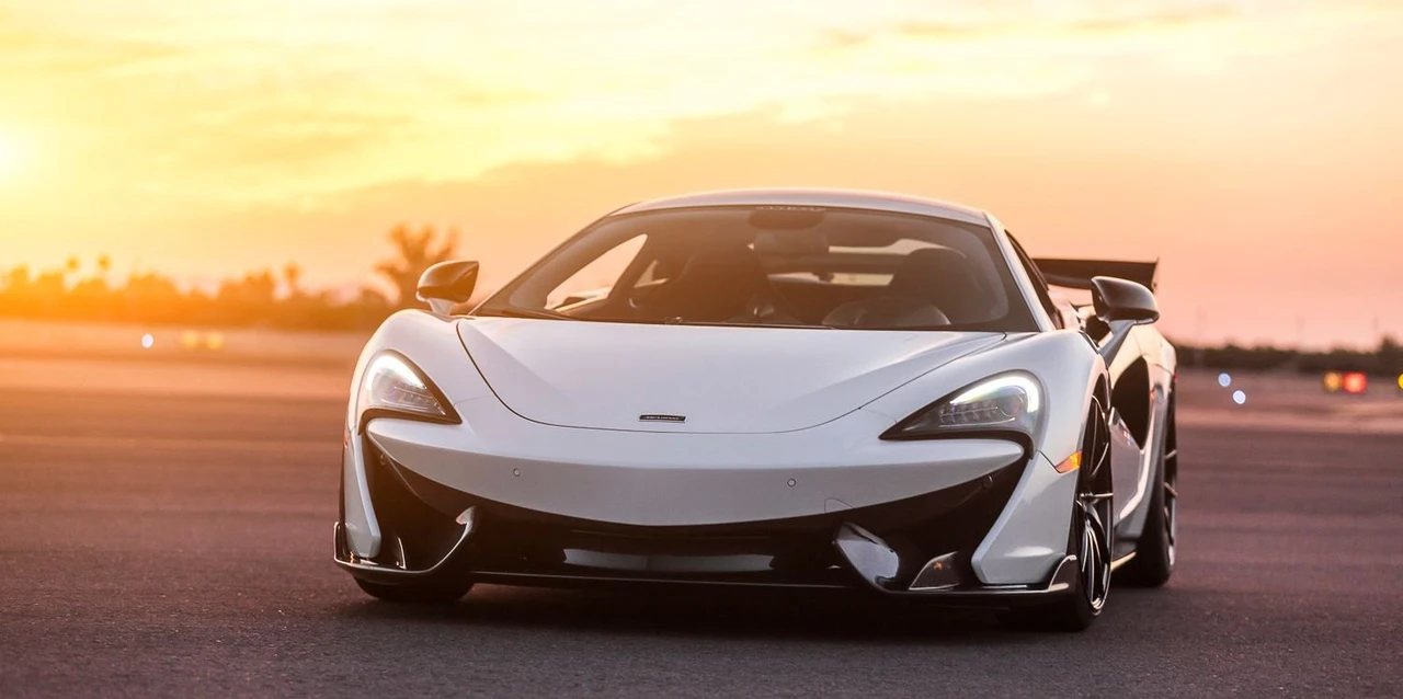2016 McLaren 570S - Image 9 of 31