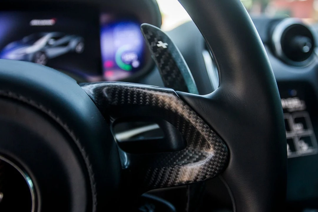 2016 McLaren 570S - Image 22 of 31