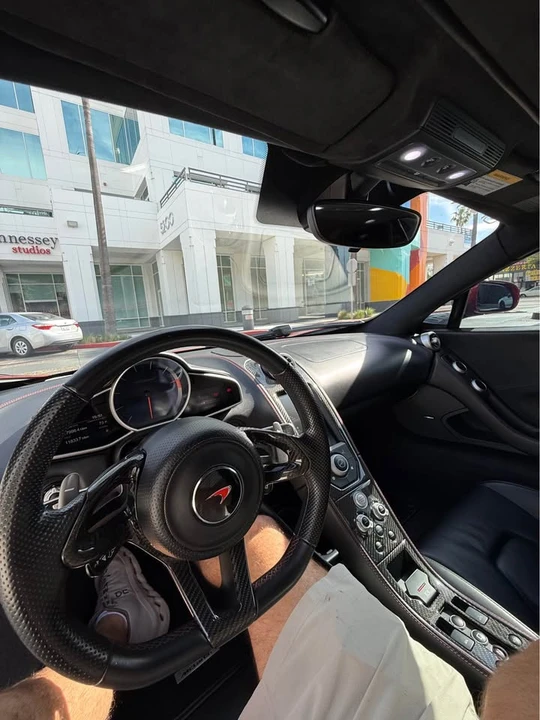2015 McLaren 650S - Image 4 of 6