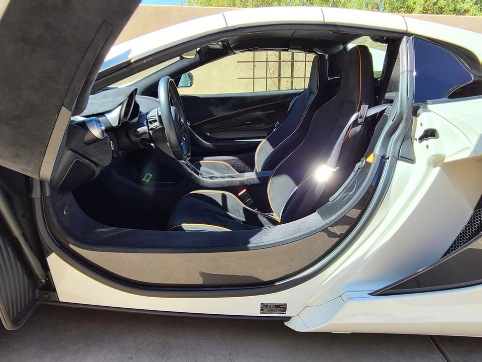 2015 McLaren 650S Spider - Image 8 of 10