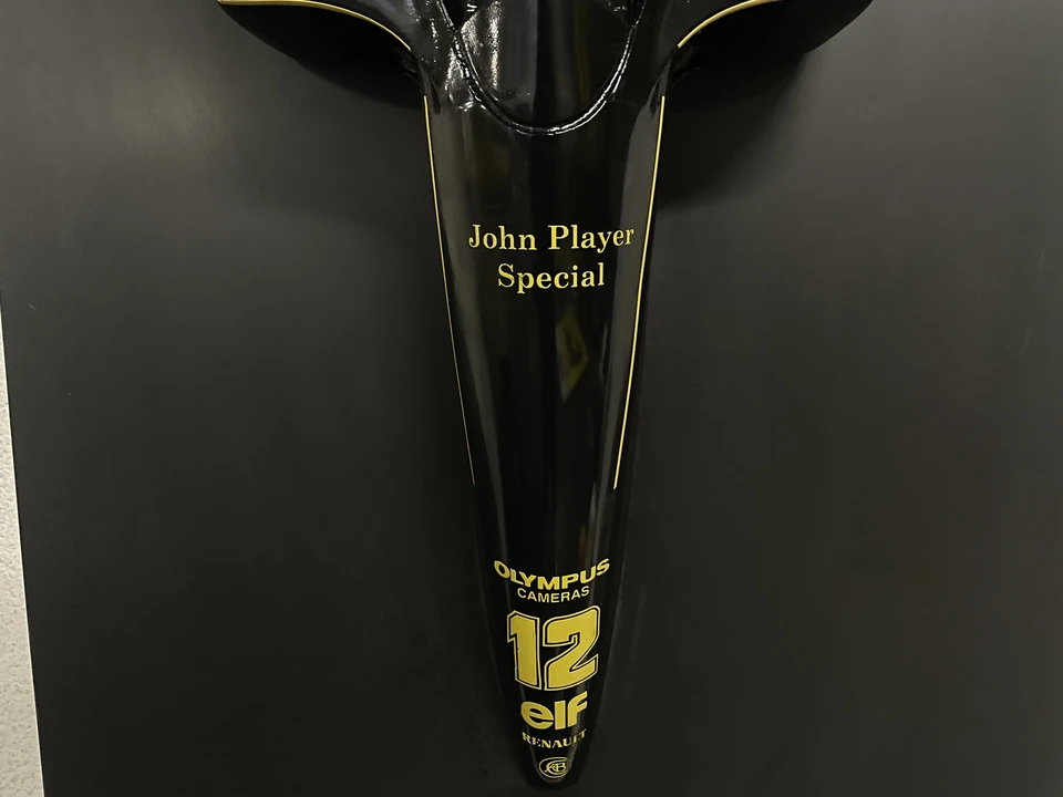McLaren F1 - Image 17 of 19