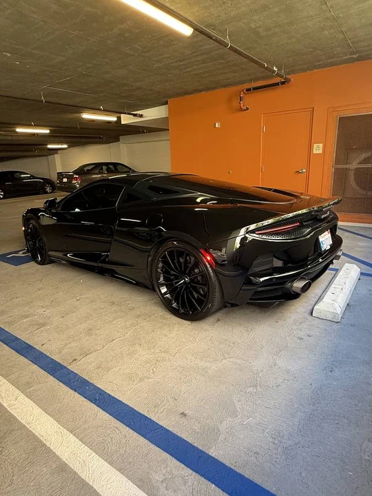 2022 McLaren GT - Image 2 of 10
