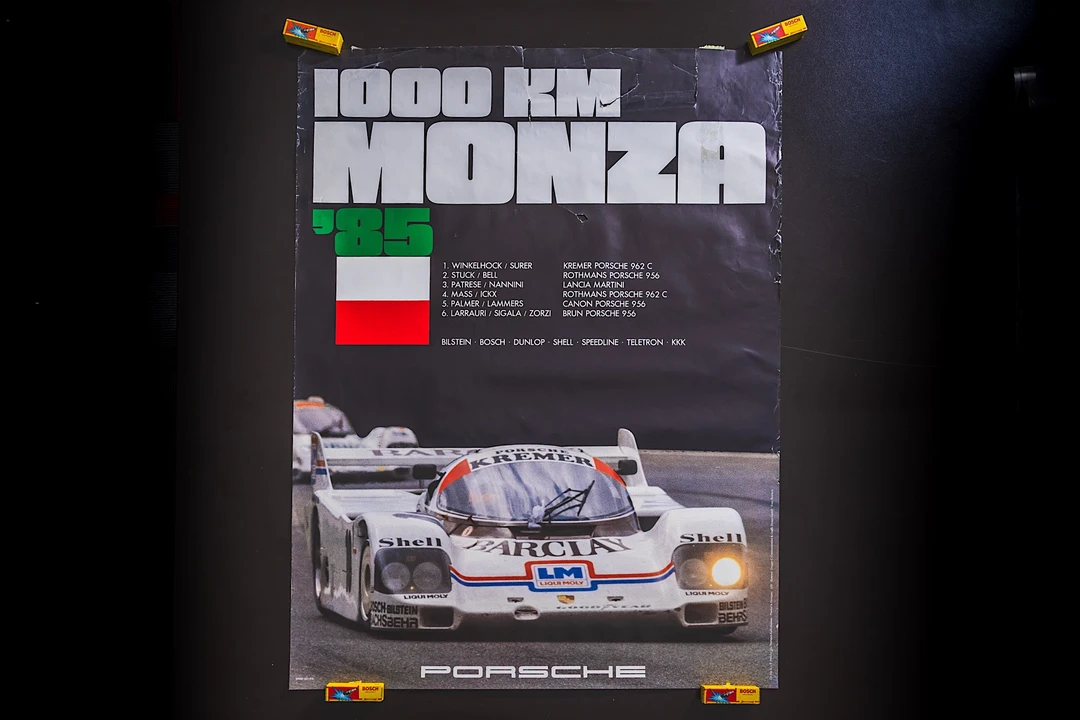 9999 Porsche 911 - Image 6 of 31