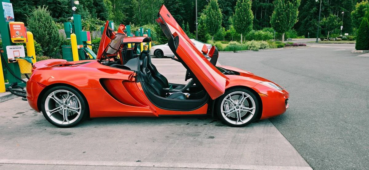 2014 McLaren MP4-12C Spider - Image 3 of 15