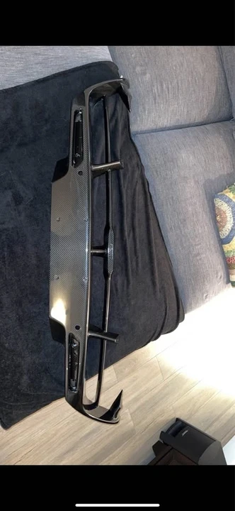 Parts & Memorabilia Bodywork - Image 3 of 3