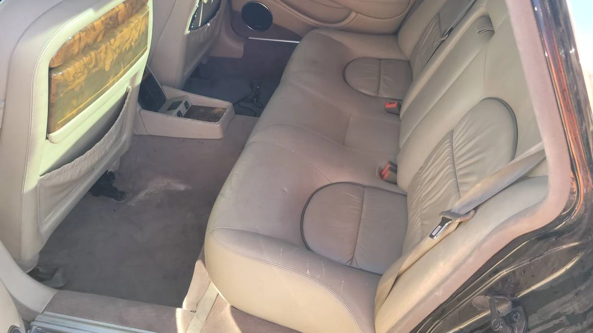 2001 Jaguar X308 XJ - Image 6 of 7
