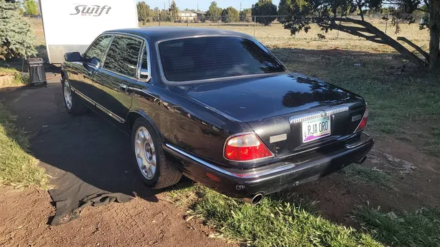 2001 Jaguar XJ8 Vanden Plas Supercharged