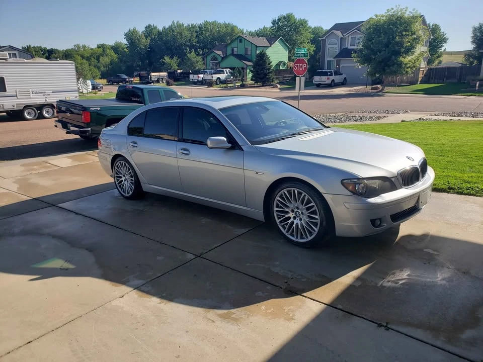 2008 BMW E65/E66 750i & 760i Sedan - Image 2 of 8
