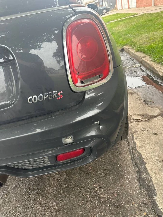 2015 Mini Mini Cooper S 3rd Gen - Image 16 of 17
