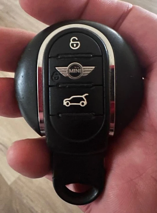 2015 Mini Mini Cooper S 3rd Gen - Image 9 of 17
