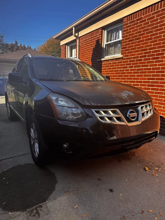 2010 Nissan Rogue - Image 3 of 9