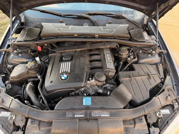 2011 BMW E90 3 Series Sedan - Image 16 of 16