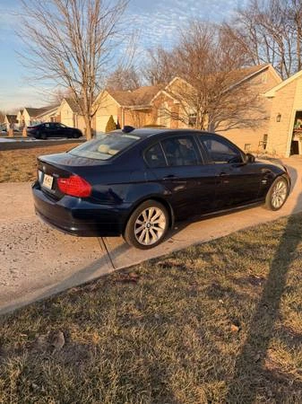 2011 BMW E90 3 Series Sedan - Image 5 of 16