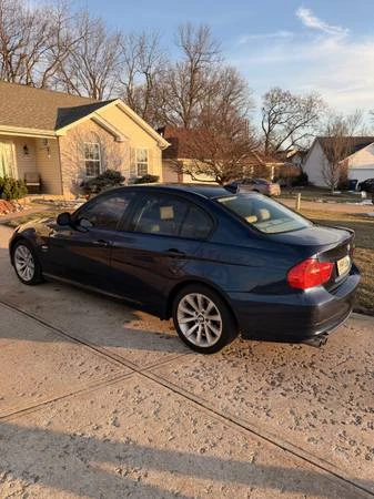 2011 BMW E90 3 Series Sedan - Image 6 of 16