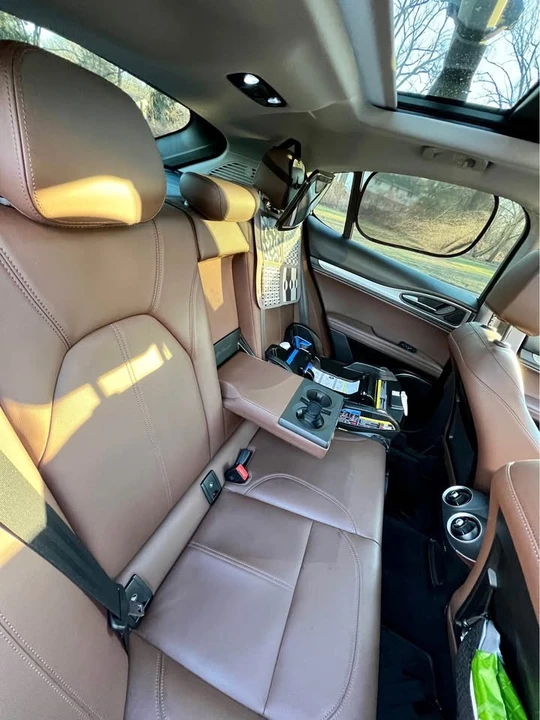2018 Alfa Romeo Stelvio - Image 6 of 8