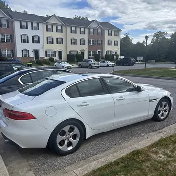 2018 Jaguar XE