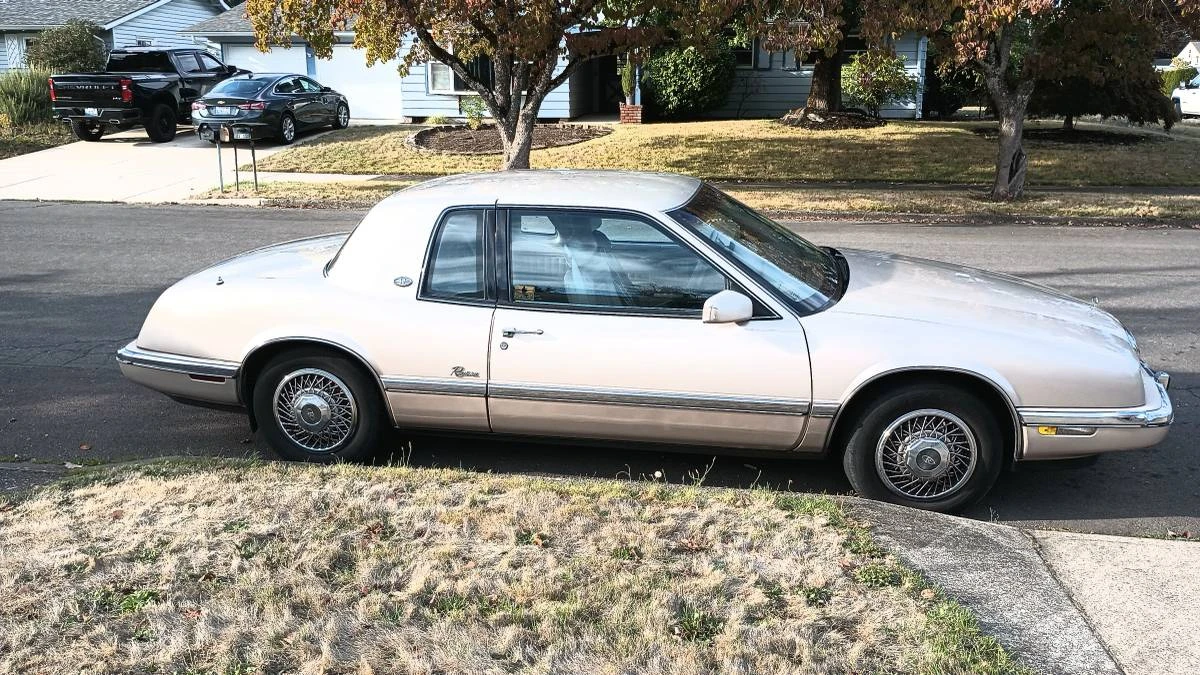 1991 Buick Riviera 4th-7th Gen - Image 14 of 14