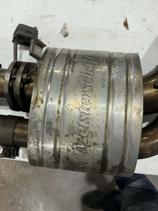 2011 Parts & Memorabilia Mechanical Components - Image 9 of 9