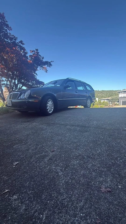 Mercedes-Benz W124 E-Class - Image 9 of 9