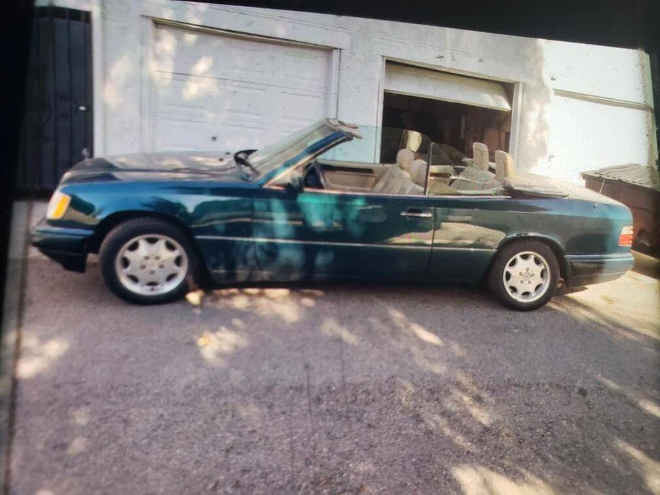 1995 Mercedes-Benz W124 E-Class - Image 2 of 6