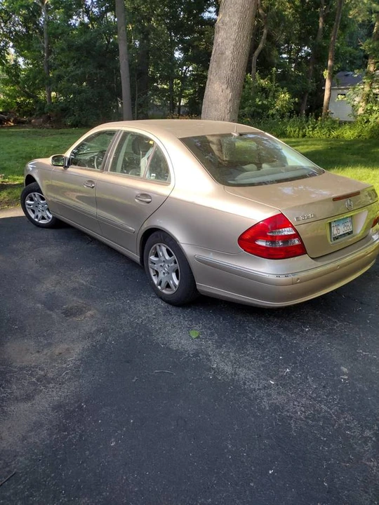 2004 Mercedes-Benz W211 E-Class - Image 4 of 4