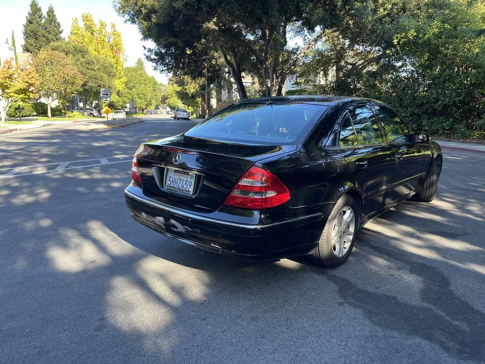 2004 Mercedes-Benz W211 E-Class - Image 6 of 11