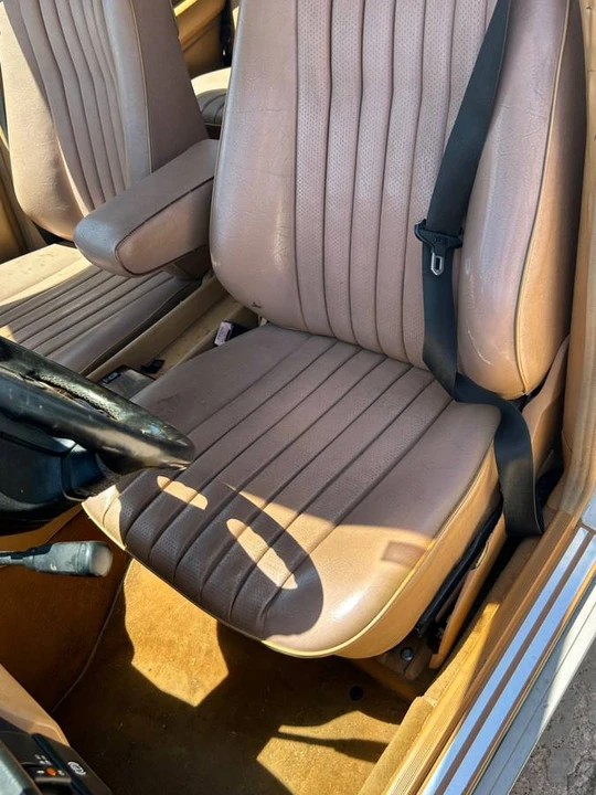 1992 Mercedes-Benz W124 E-Class - Image 12 of 23