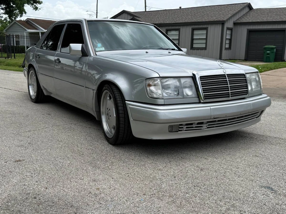 1992 Mercedes-Benz 500E & E500 - Image 4 of 12