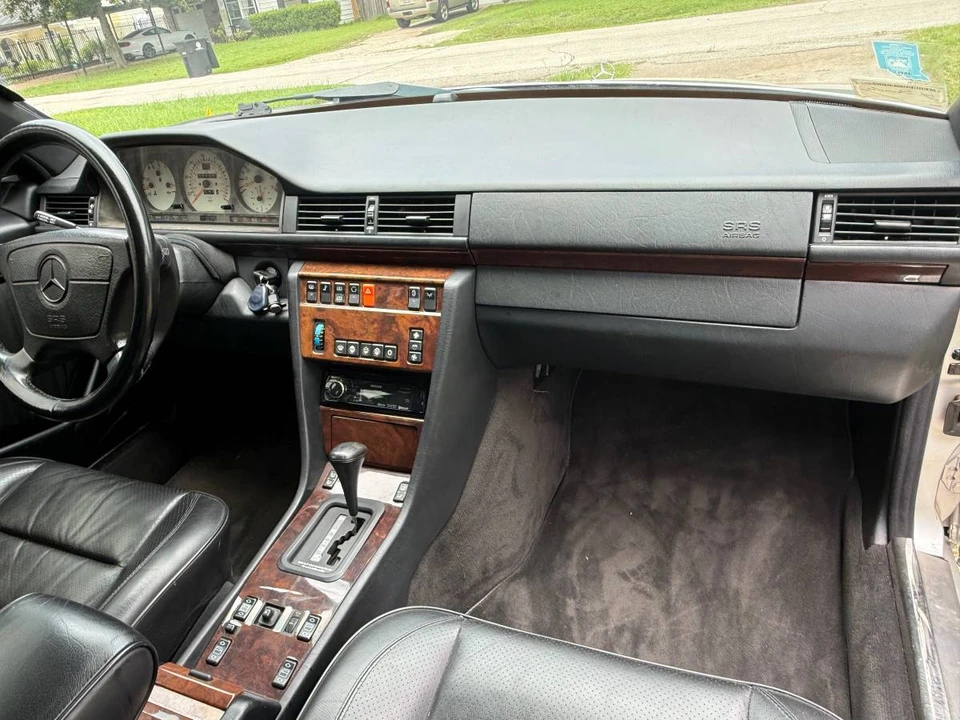 1992 Mercedes-Benz 500E & E500 - Image 11 of 12