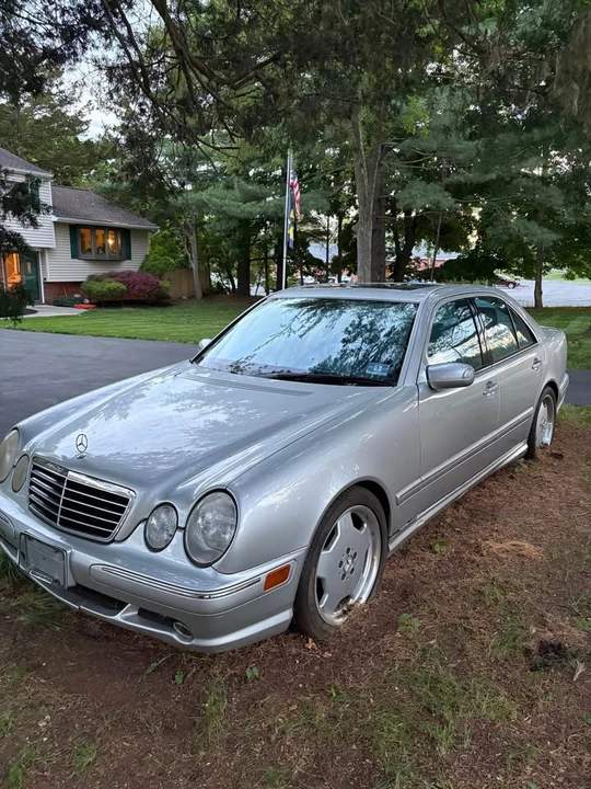 2000 Mercedes-Benz W210 E 36 & E 50 & E 55 & E 60 AMG - Image 2 of 3