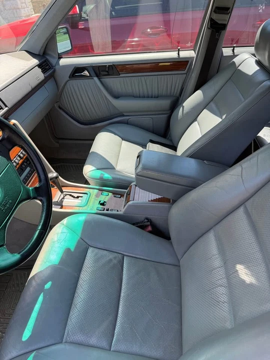 1994 Mercedes-Benz W124 E-Class - Image 9 of 10