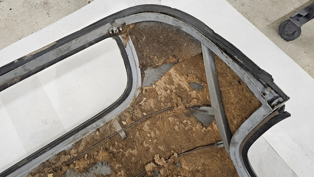 Parts & Memorabilia Bodywork - Image 11 of 21