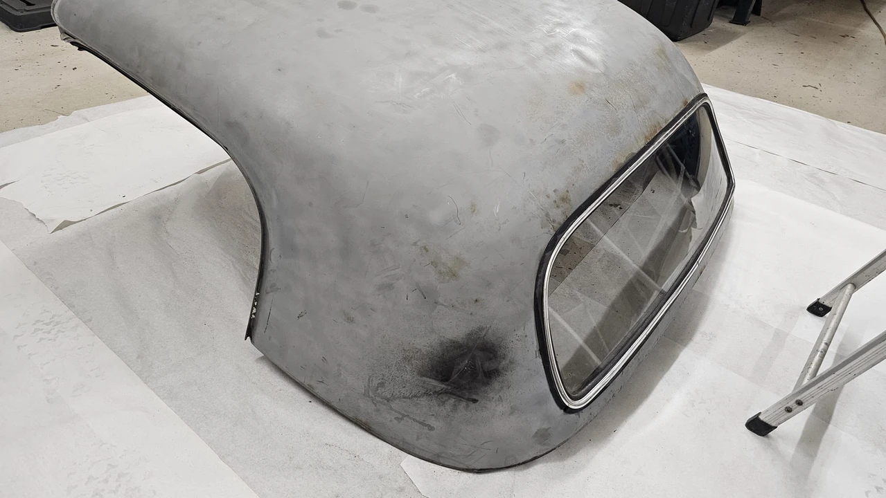 Parts & Memorabilia Bodywork - Image 3 of 21