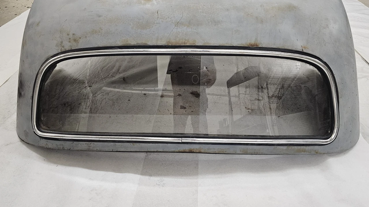 Parts & Memorabilia Bodywork - Image 6 of 21