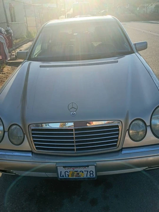 1999 Mercedes-Benz W210 E-Class - Image 2 of 4