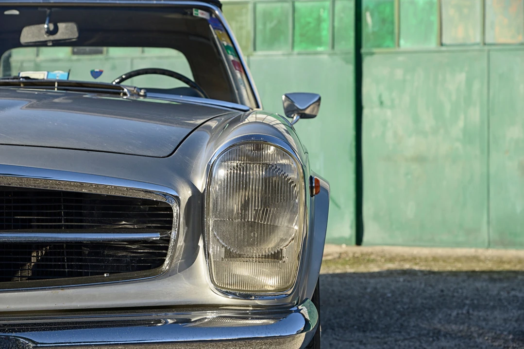 Mercedes-Benz W113 SL-Class - Image 16 of 19