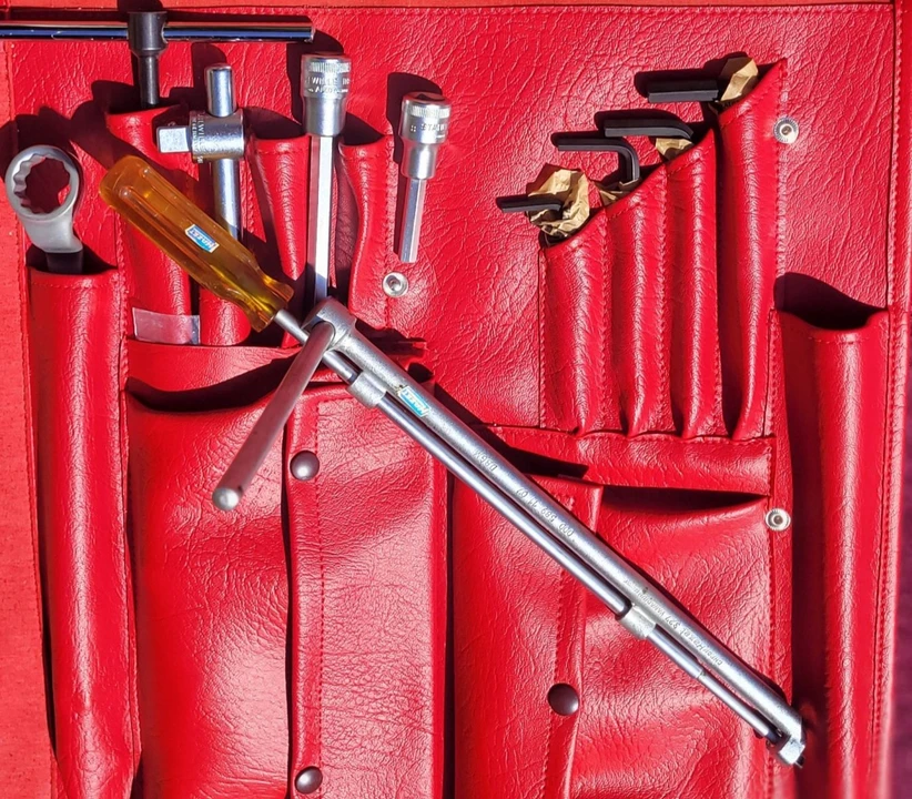 Parts & Memorabilia Tools - Image 3 of 4