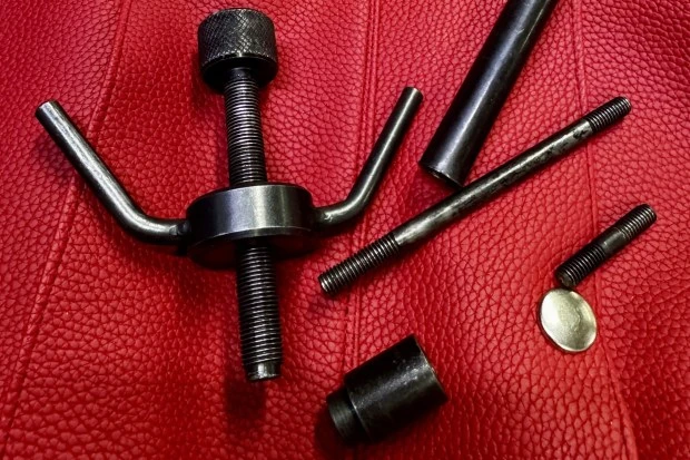 Parts & Memorabilia Tools - Image 3 of 3