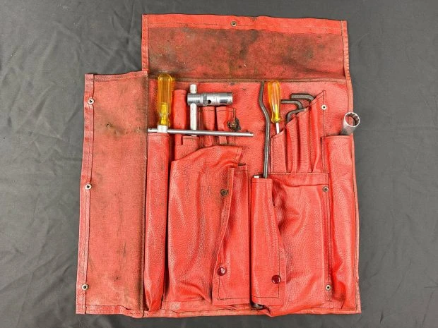 Parts & Memorabilia Tools - Image 2 of 4