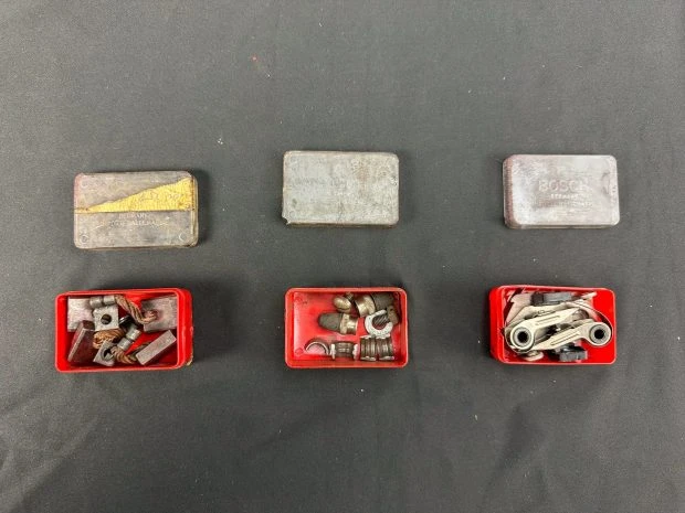 Parts & Memorabilia Tools - Image 3 of 4