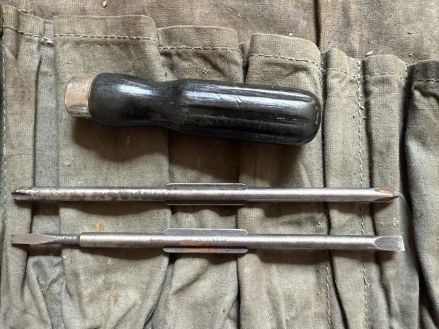 Parts & Memorabilia Tools - Image 3 of 3