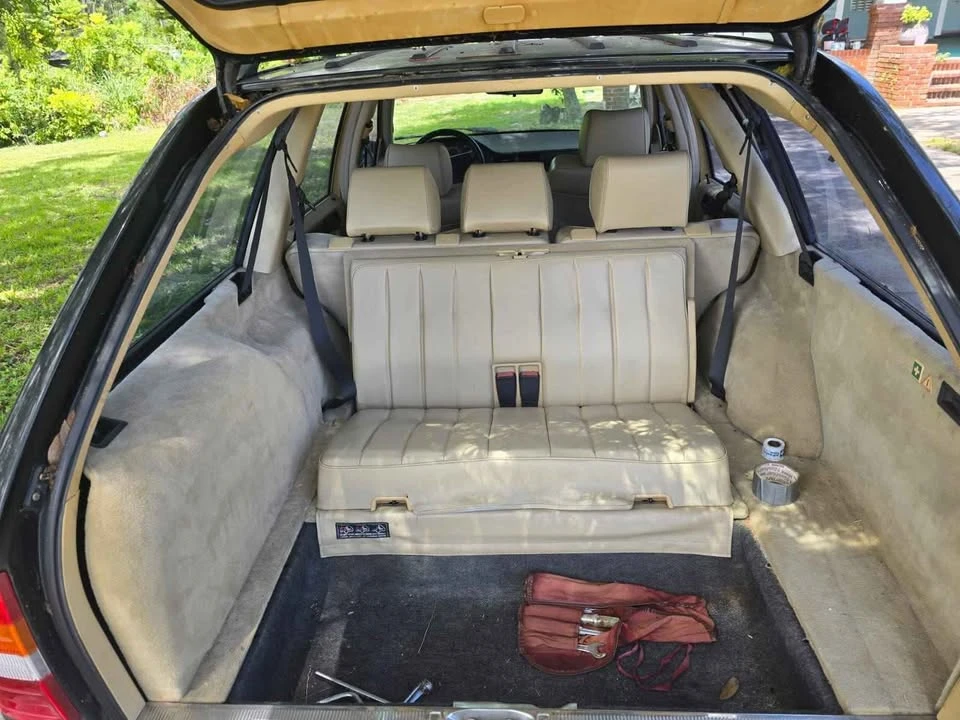 Mercedes-Benz W124 E-Class - Image 7 of 9