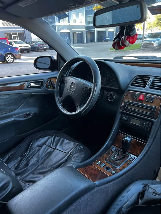 Mercedes-Benz CLK-Class - Image 2 of 5