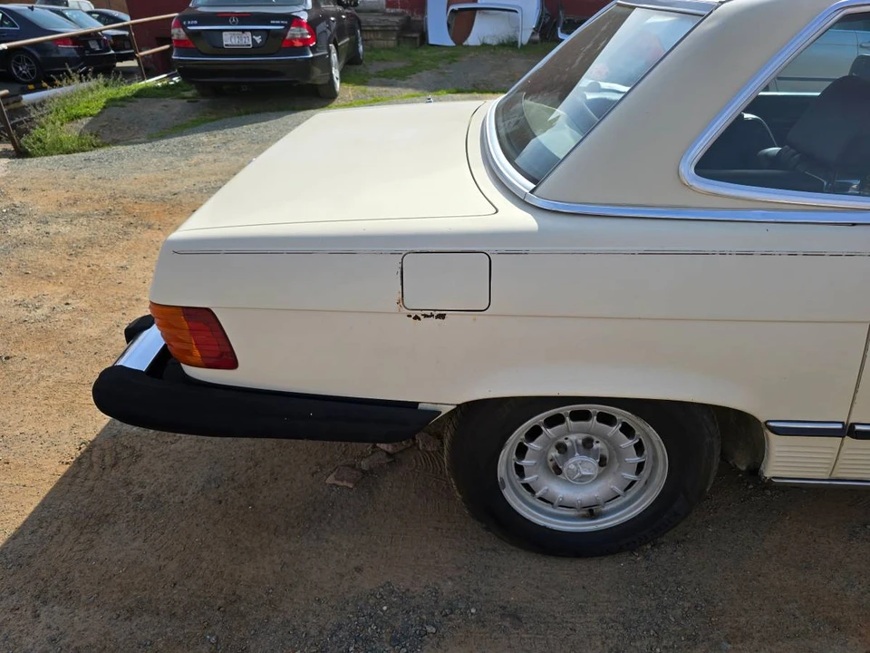 1982 Mercedes-Benz R107 SL-Class - Image 13 of 14