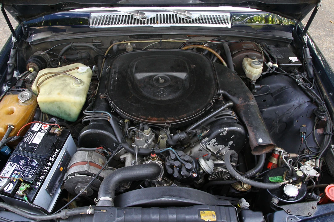 Mercedes-Benz 450SEL - Image 10 of 20