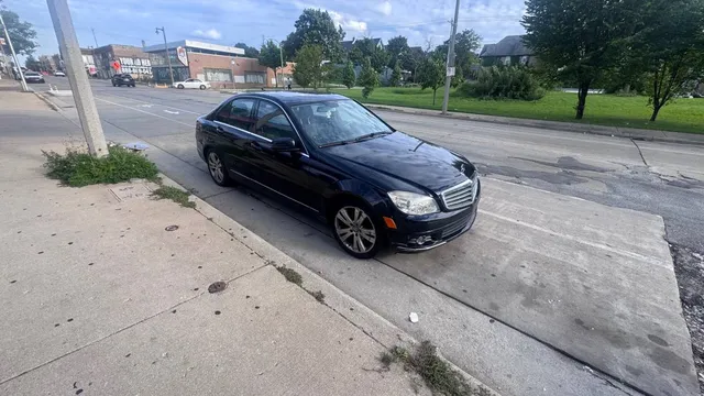2010 Mercedes-Benz C-Class C 300